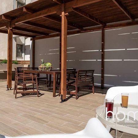 Nemeseos Ground Floor Homm Apartment With Roof Garden And Wading Pool Atene Esterno foto