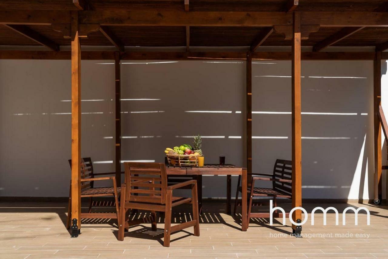 Nemeseos Ground Floor Homm Apartment With Roof Garden And Wading Pool Atene Esterno foto